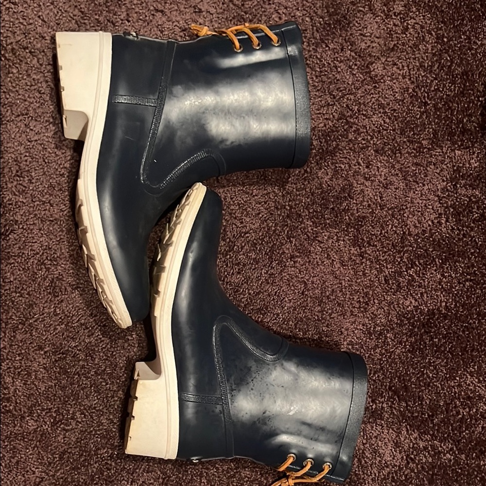 Sperry Blue and White Winter Rain Boots